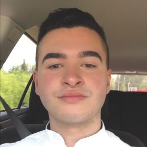 Meet your Posher, Zachary